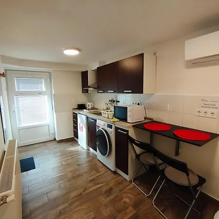 Abakusz Apartmans Free Air Conditioning & Parking アパート バラトンフレド